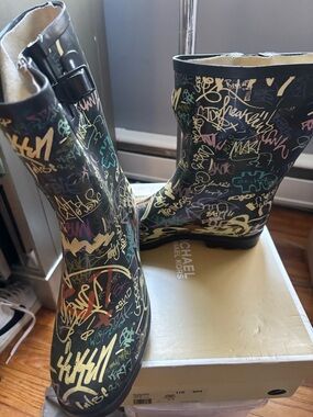 Black Graffiti-Print Rain Boots